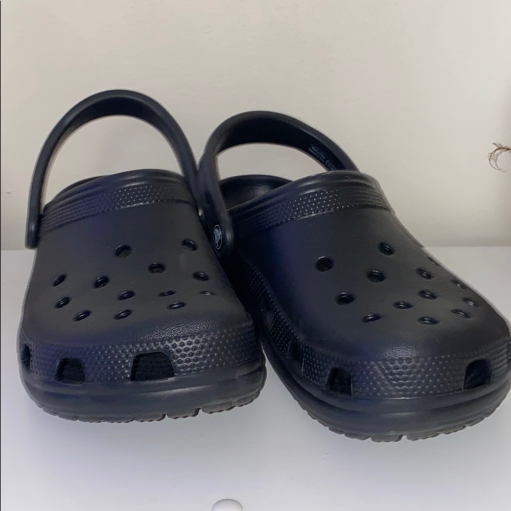 Black Crocs